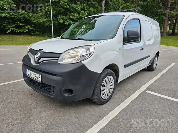 Renault Pārdod Renault Kangoo max, 1.5 dīzelis, 5 ātrumu m