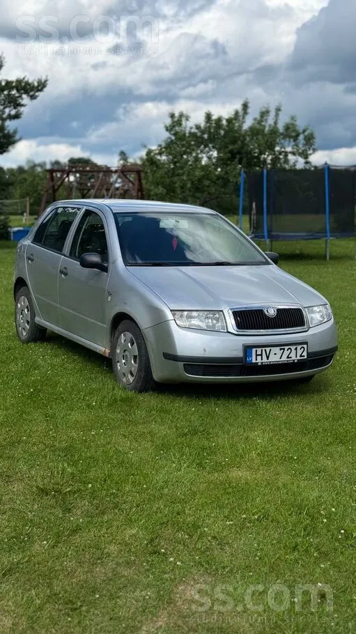 Skoda Pārdod Škoda Fabia 1.4 benzīns, 2003. gads