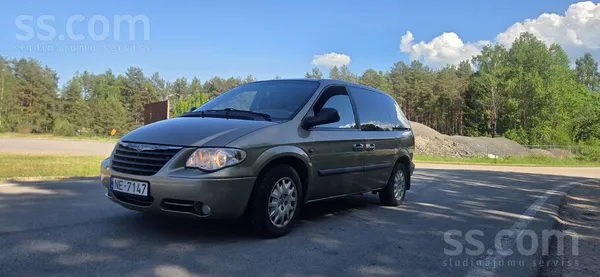 Chrysler Tirgojās Chrysler. Kopumā labā, tehniskā stāvoklī.