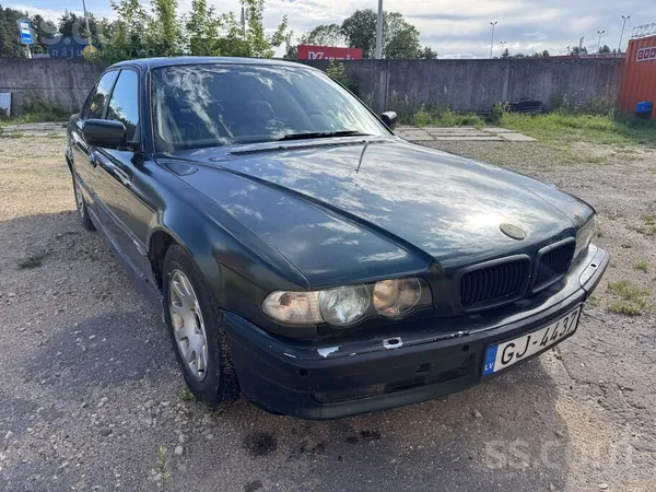 BMW Pārdodu 740D tehniski sēdies un brauc stāvoklī. Ja