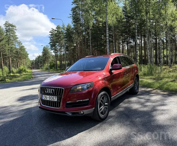 Audi Dzīvs Q7, tikko izieta Tehniskā. Salīdzinoši ekono