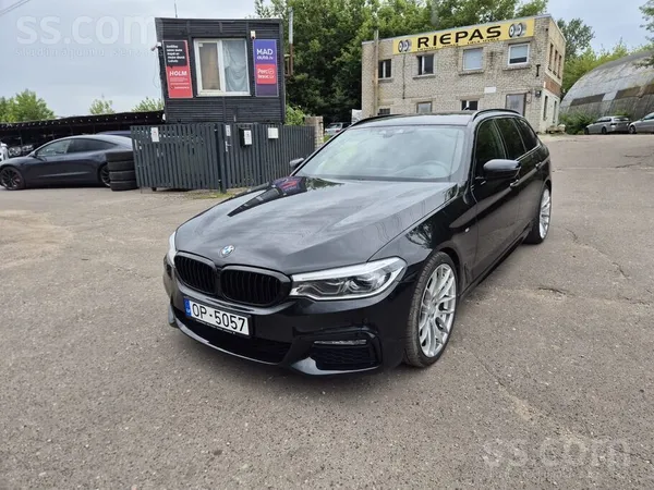 BMW BMW 530D M-Pack 3.0l dīzelis. 195kw 