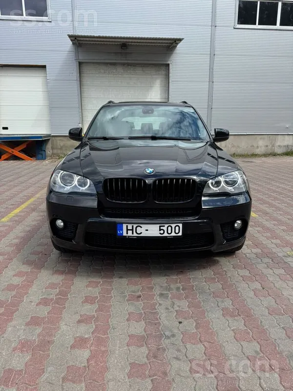 BMW Ideālā stāvoklī. Pilnībā apkopta taisna automašīna