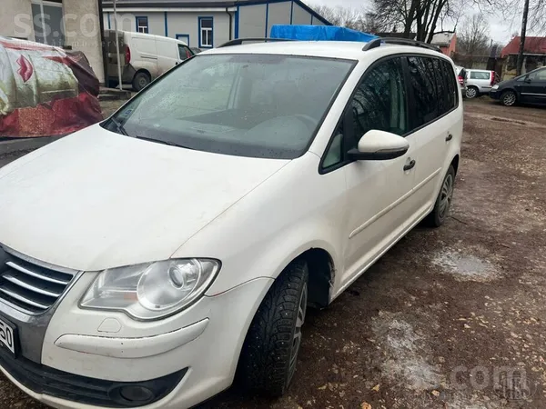 Volkswagen Pārdodu ar pirmo iemaksu -300 eiro mēnesī un savst