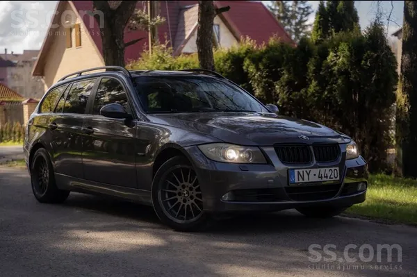 BMW Auto ir labā tehniskā un vizuālā stāvoklī. Remonti