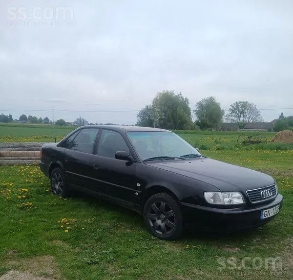 Audi Pārdodu. laba tehniska stavokli. Tirs nenopipets s