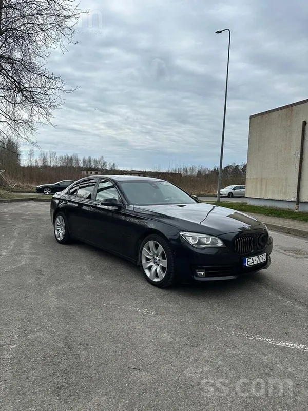 BMW BMW 740 xDrive – komforts, jauda un prestižs vienā