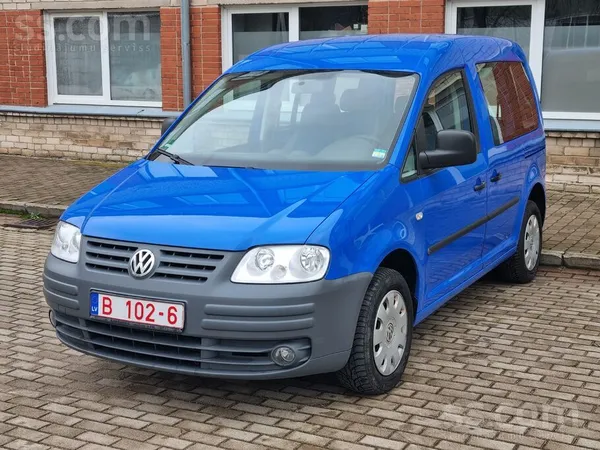 Volkswagen Pārdodu Caddy uz tehnisko jānomaina abas Faras 85€
