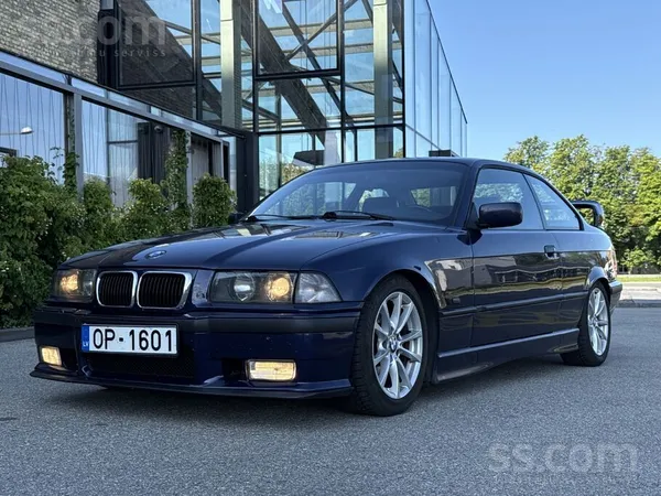 BMW Oriģināla 328i E36 kupeja, automāts, mazs noskrēji