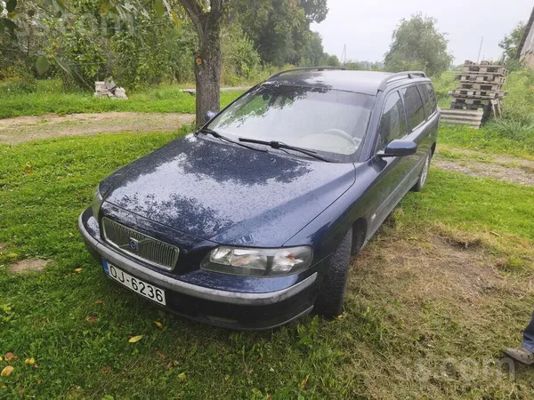 Volvo Продаю машину в хорошем состоянии ...