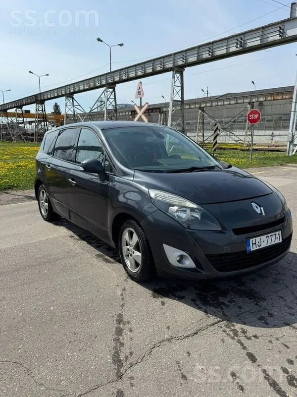 Renault Pārdodu savu darba zirgu, par pēdējiem diviem gadi