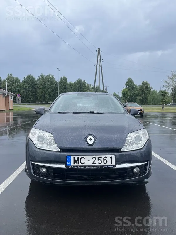 Renault Pārdodu 2009. gada Renault Laguna ar uzticamu 2.0 