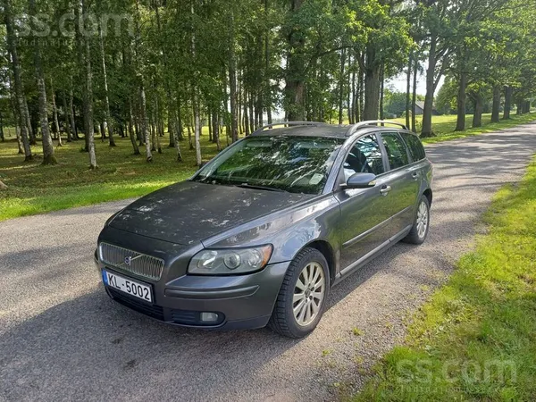 Volvo Pārdodu koptu un labi uzturētu automašīnu. Salons 