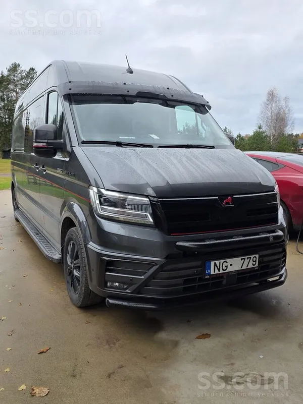 Volkswagen Tiek tirgots oficiāli pārbūvets bus. Perfektā stāv