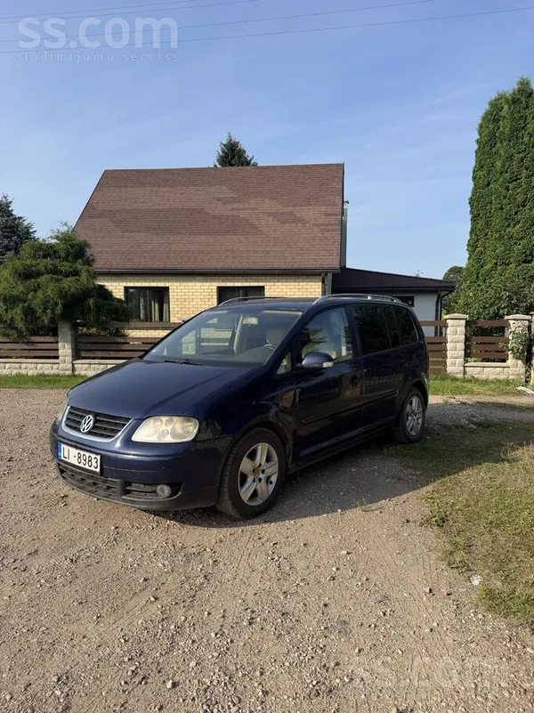Volkswagen Tirgojas vw touran