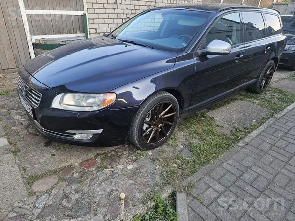 Volvo Продаю вольво В70 в хорошем визульном и техническо