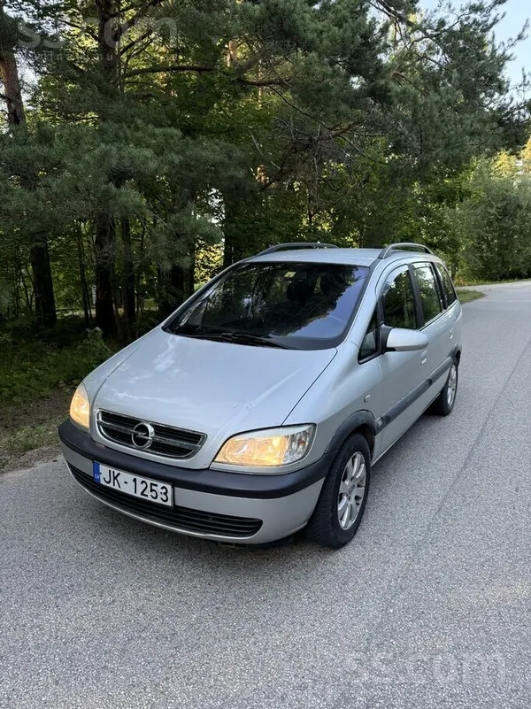 Opel Pārdodu Opel Zafira 2.0d. Ekonomisks, ietilpīgs un