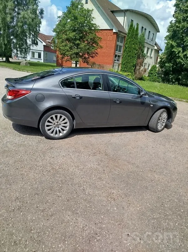Opel Pārdodam savu auto , jo vēlamies iegādāties jaunāk