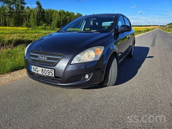 KIA Pārdodu Kia Ceed 1.6d 66kw 2008 stāvoklī lieti dis