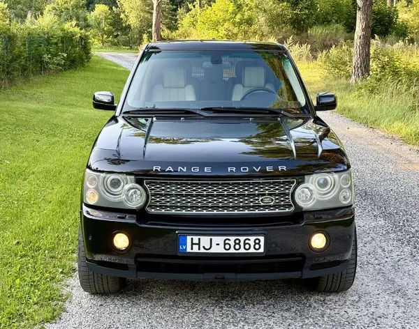 Land Rover Range Rover L322 ar 4.2L V8 Supercharged motoru 291kW un automāti