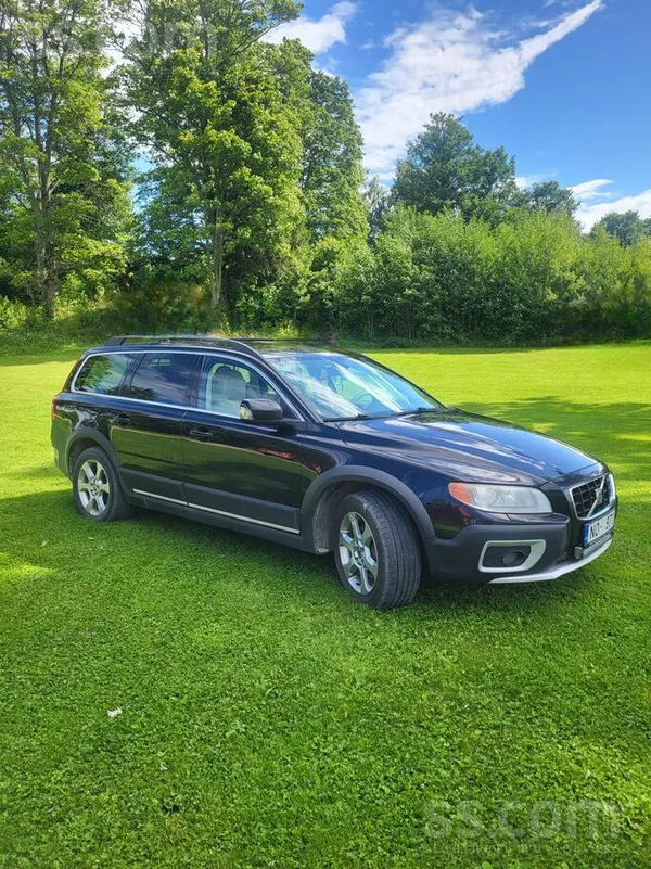 Volvo Pārdodu uzticamu un komfortablu Volvo Xc70 Awd, 20