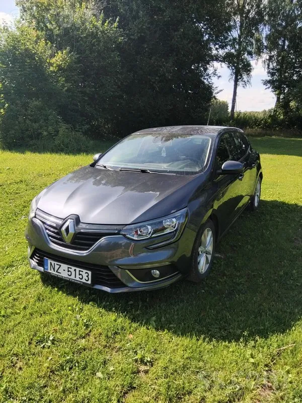 Renault Pārdodu ērtu un ekonomisku auto. Tikko izieta TA b