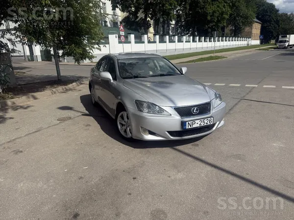 Lexus Продается надежный и комфортный Lexus IS 250 2006 