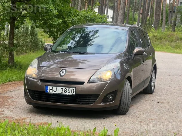 Renault Новый То. 100% оригинальный пробег. Заплачены все 