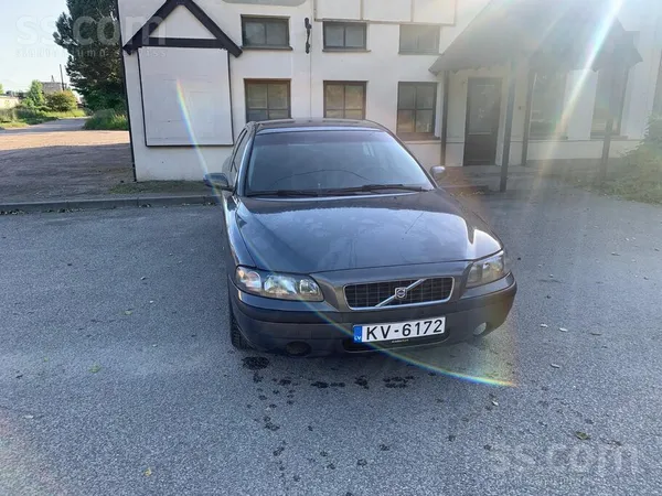 Volvo Pārdodu Volvo s60 2.4 dīzeli 120kw. Tehniski labā 