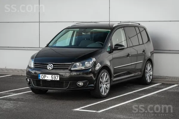 Volkswagen Touran - 1
