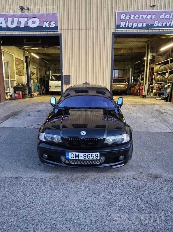BMW 320