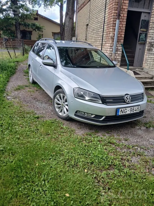 Volkswagen Pārdodas Volkswagen Passat B7, 2013.gada, 1.9 dīze