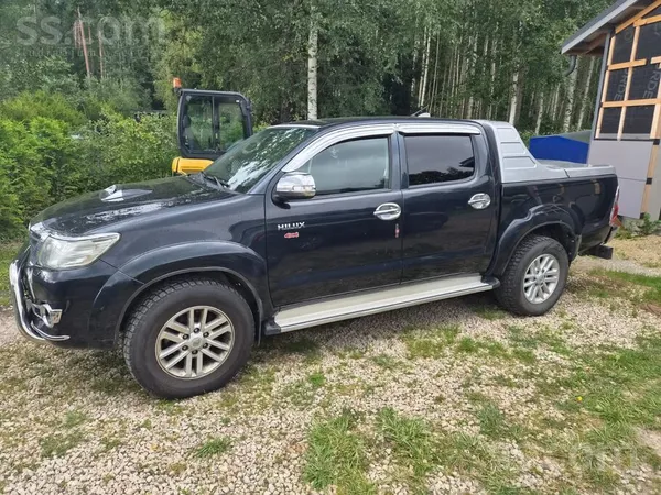 Toyota Pārdod uzņēmums, nav rūsējis (pretrūsa), viss strā