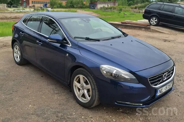 Volvo Pārdod Volvo V40 Ocean Race 2015 1.6 Dīzelis Autom