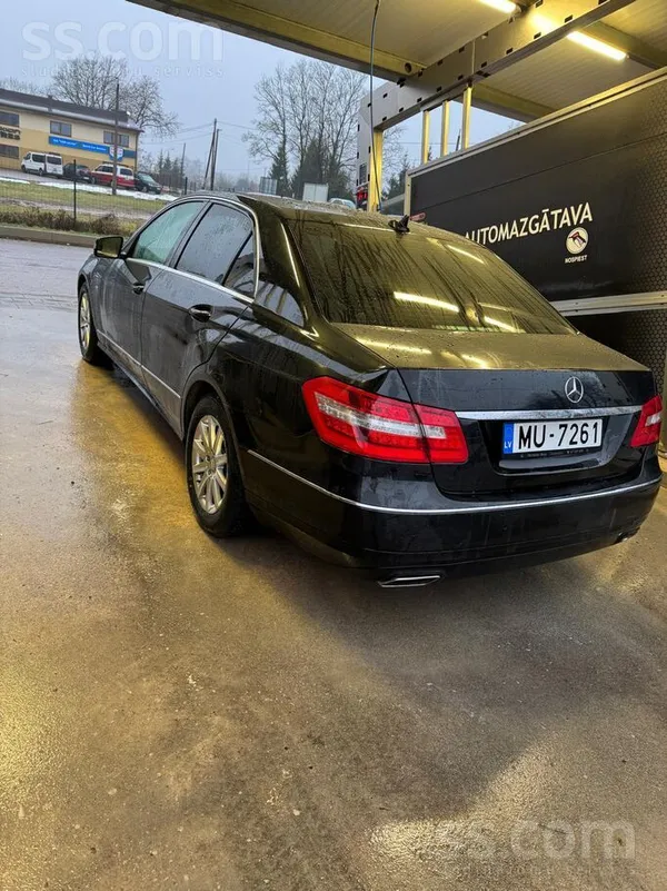 Mercedes Mercedes-Benz E250 Cgi Blueefficiency Elegance 201