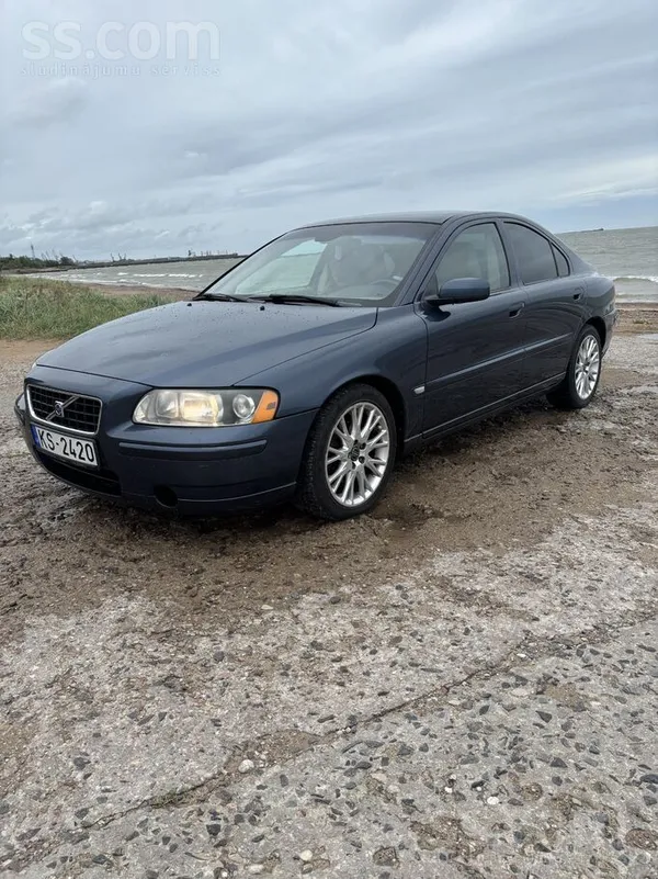 Volvo Pārdodu Volvo S60 2.4 120Kw labā stāvoklī ar autom