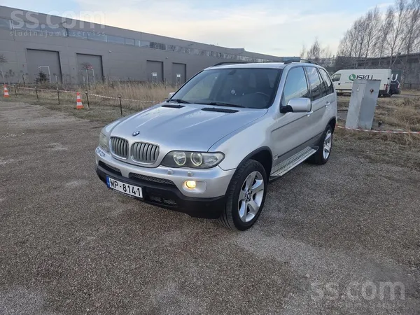 BMW Pārdodu koptu un uzticamu BMW X5 E53 Facelift (3.0