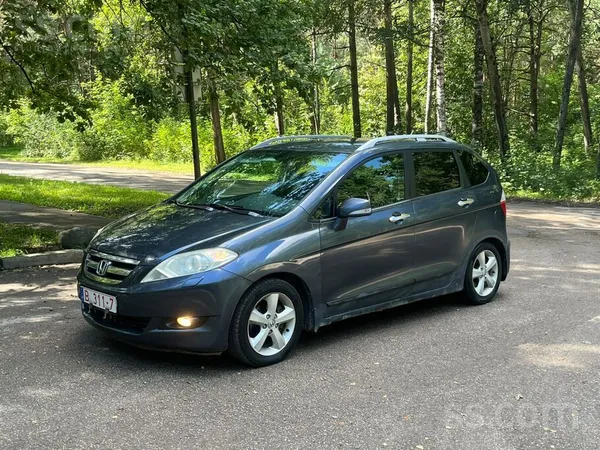 Honda Honda Fr-V, 6 vietas, 2.2 dīzelis, mehāniskā ātrum