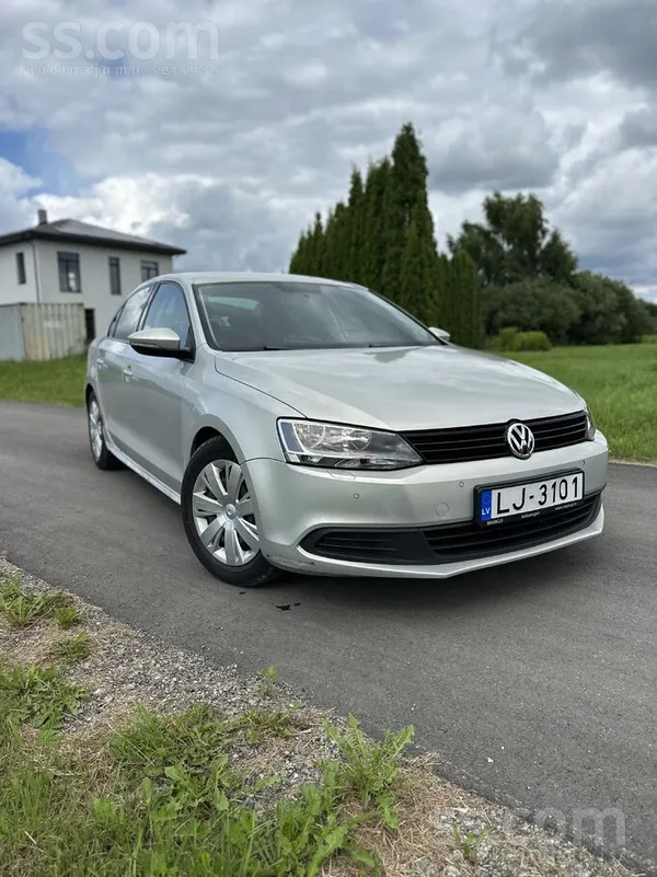 Teicams ceļa biedrs – Volkswagen Jetta 2012. gada, 1.4 Tsi, 90 kW (122 Zs),