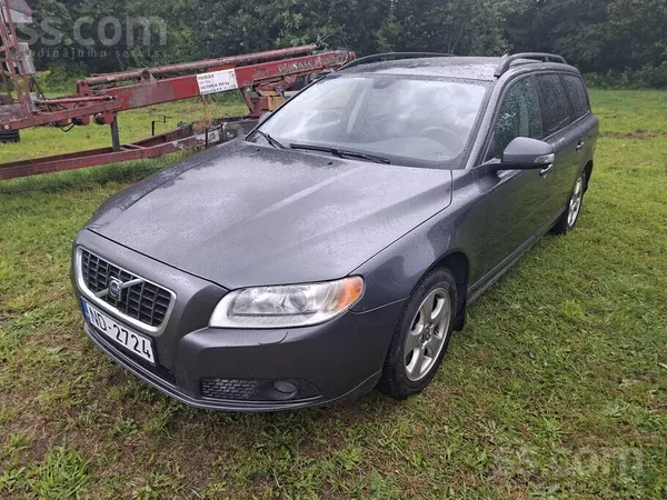 Volvo Pārdod Volvo V70, labā stāvoklī, kruīza kontrole,