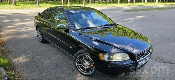 Volvo Pārdodu volvo s60 2.4d5 136kw