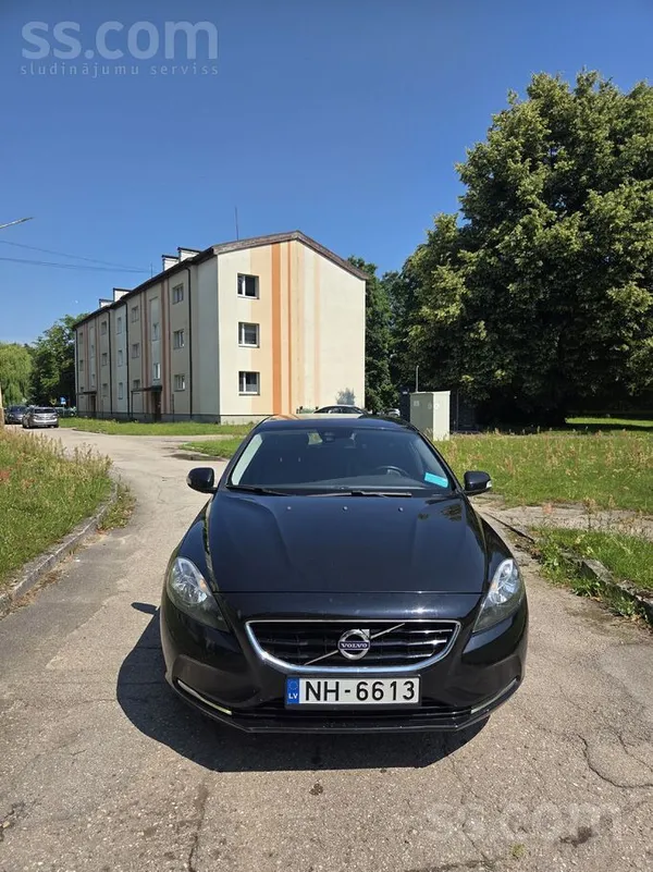Pārdošanā Volvo V40 D2 Kinetic. Pirmā reģistrācija 2013. gada Decembris, 201