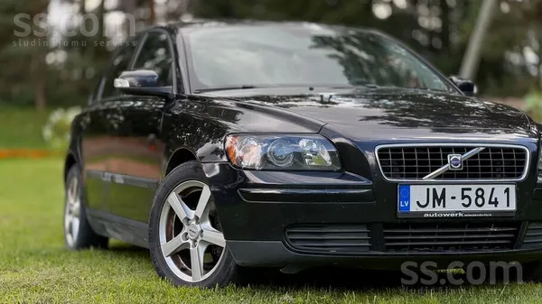 Volvo S40