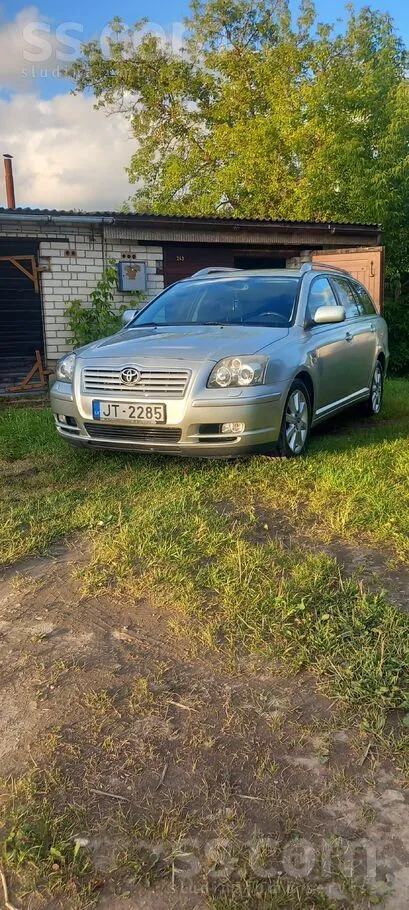 Toyota Pārdodu Toyota avensis 2004 gadā. Tehniskā Kārtībā