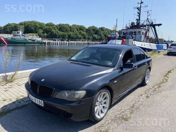 BMW 730