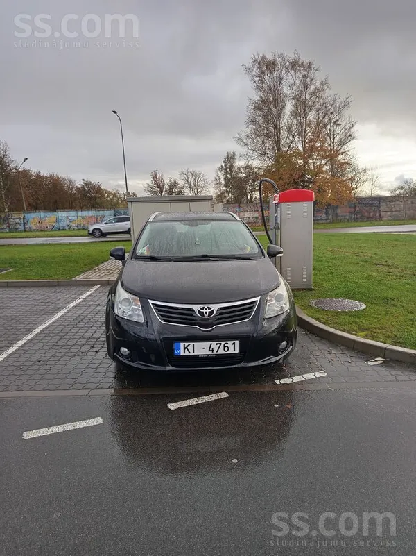 Toyota Tiek pārdota ikdienā braucoša Toyta, tehniski viss