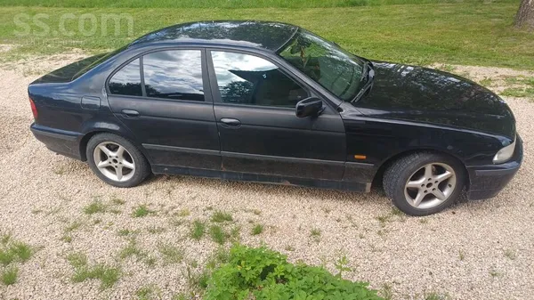 BMW Tehniski dzīvs, nekas negrab, nedūmo, patēriņš 5, 