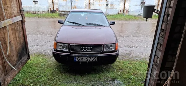 Audi Pàrdodu audi 100 c4 labà tehniskã stàvoklì, tika p