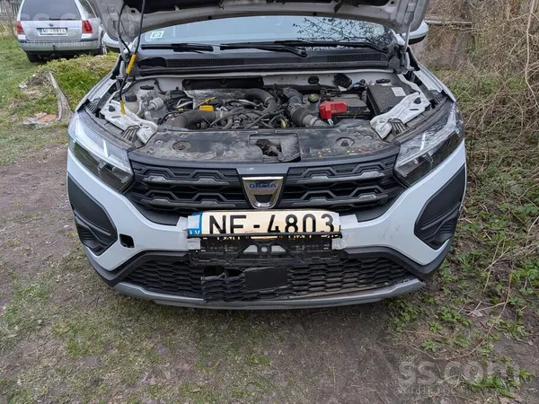 Dacia Auto pēc Csn. Mašīna ir darba kārtībā, brauc labi.