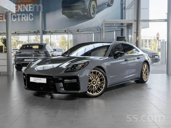 Porsche Panamera Gts 368kW / 500hp 
Pirmā reģistrācija 25/10/2024

- Pano
